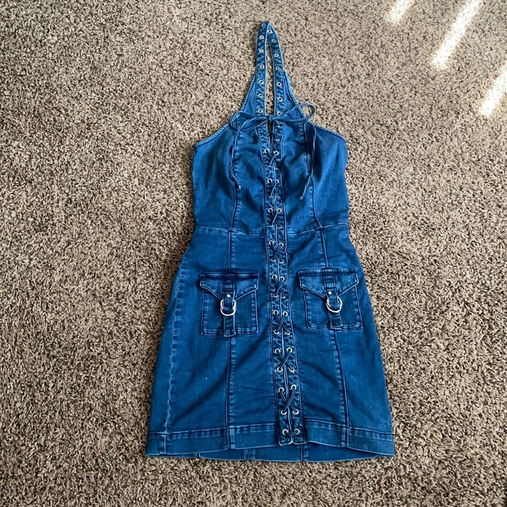 Bebe Dress